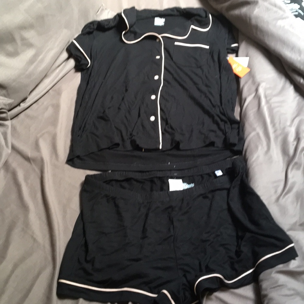 Sleep wear